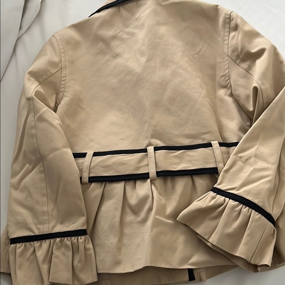 Girl’s 3-4 Janie & Jack Tan Trench Coat nwt - Picture 4 of 5